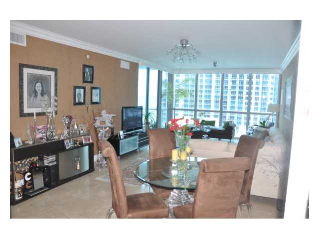 3101 S OCEAN DR # 2004, Hollywood, Florida 33019 