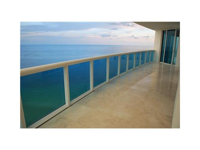 2711 S OCEAN DR # 3202, Hollywood, Florida 33024 