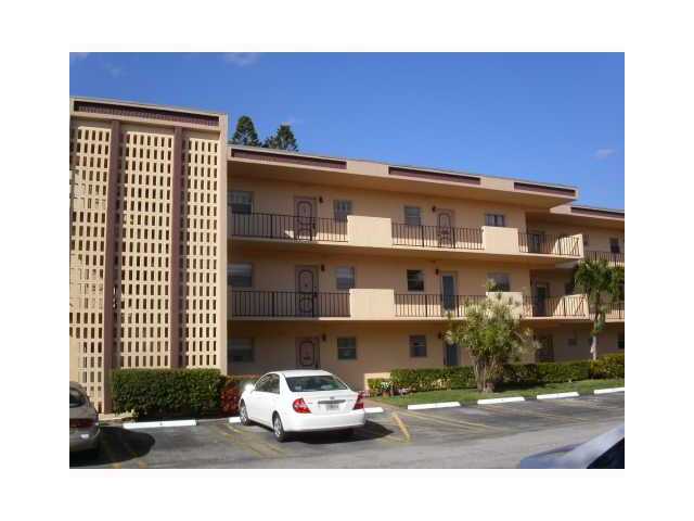 101 BERKLEY RD # 110, Hollywood, Florida 33024 