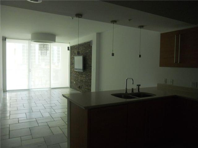 218 SE 14 ST # 1606, Miami, Florida 33131 