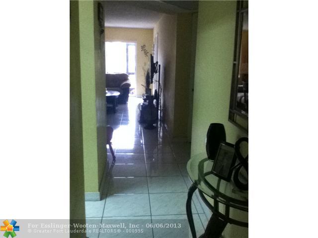 7901 COLONY CR SOUTH # 106, Tamarac, Florida 33321 