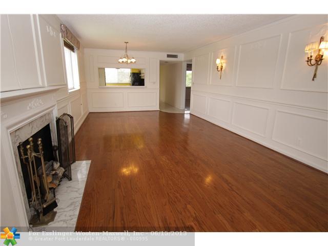 7390 N DEVON DR # 312, Tamarac, Florida 33321 