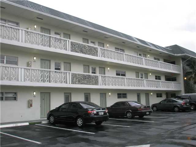 4200 NW 3RD CT # 103, Plantation, Florida 33317 