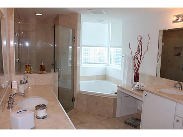 19400 TURNBERRY WY # 1132, Aventura, Florida 33180 