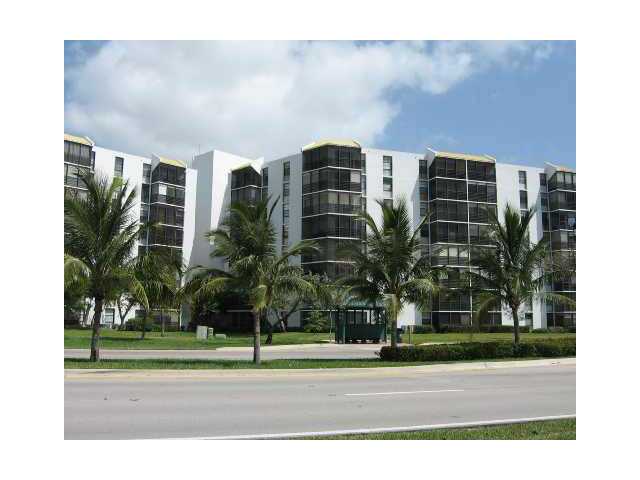 20500 W COUNTRY CLUB DR # 503, Aventura, Florida 33180 