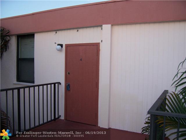 20350 W Country Club Dr # PH4-4, Aventura, Florida 33180 