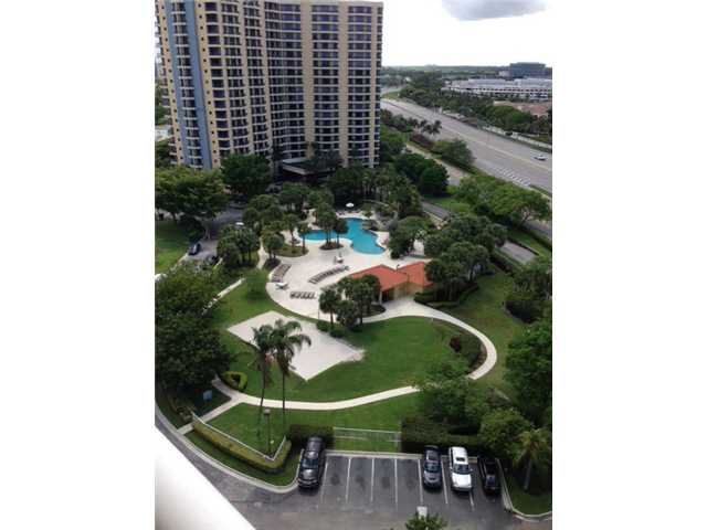 3300 NE 192 ST # 1502, Aventura, Florida 33180 