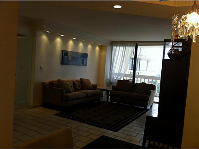 19355 TURNBERRY WY # 17-F, Aventura, Florida 33180 