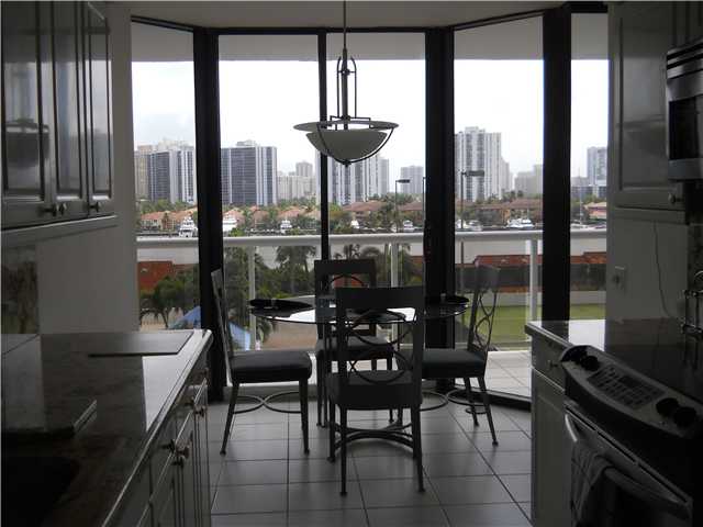 3640 YACHT CLUB DRIVE # 1904, Aventura, Florida 33180 