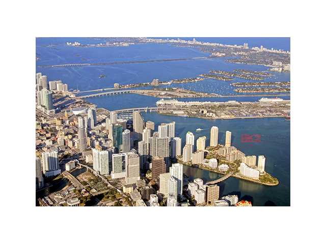 540 BRICKELL KEY DR # 1800, Miami, Florida 33131 