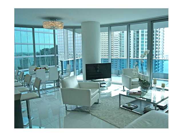 200 BISCAYNE BLVD WY # 3301, Miami, Florida 33131 