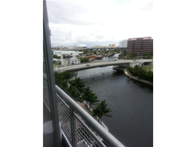 690 SW 1 CT # 1017, Miami, Florida 33130 