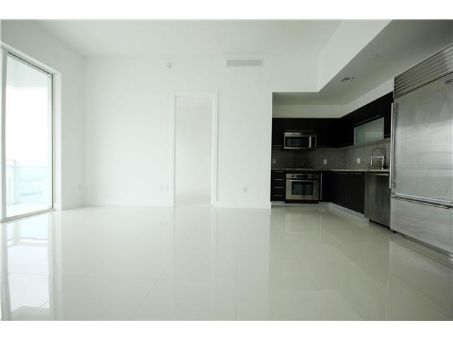 950 BRICKELL BAY DRIVE # 5406, Miami, Florida 33131 