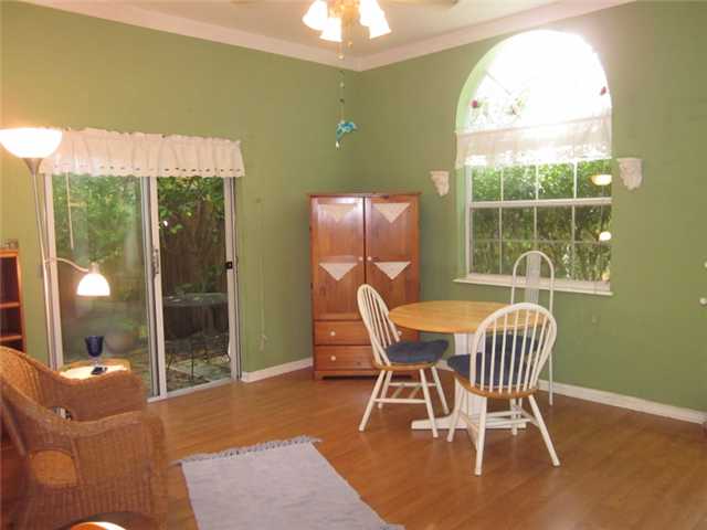 2850 COCONUT AV # 4, Miami, Florida 33133 