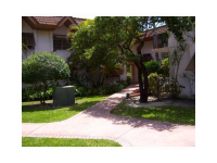 9452 SW 77 AV # R4, Miami, Florida 33156 