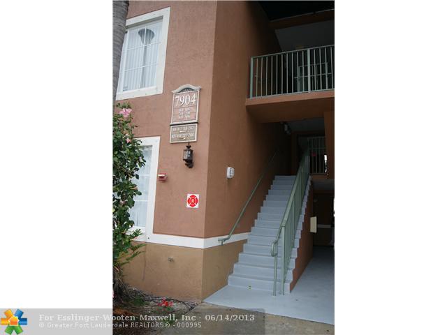 7904 SONOMA SPRINGS CIR # 305, Lakeworth, Florida 33463 