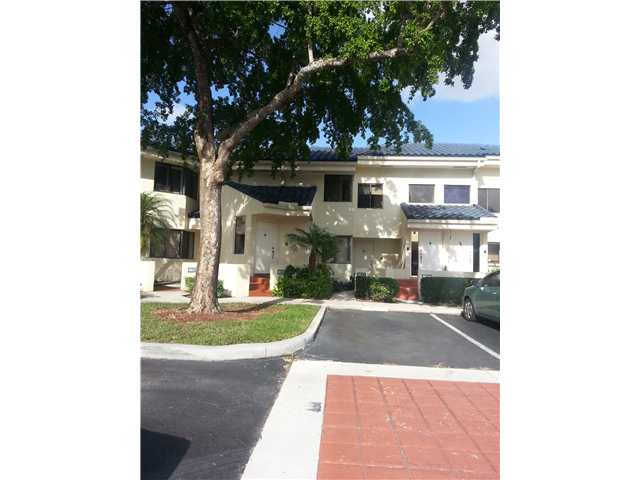 8031 15TH MNR # YC1R, Plantation, Florida 33322 