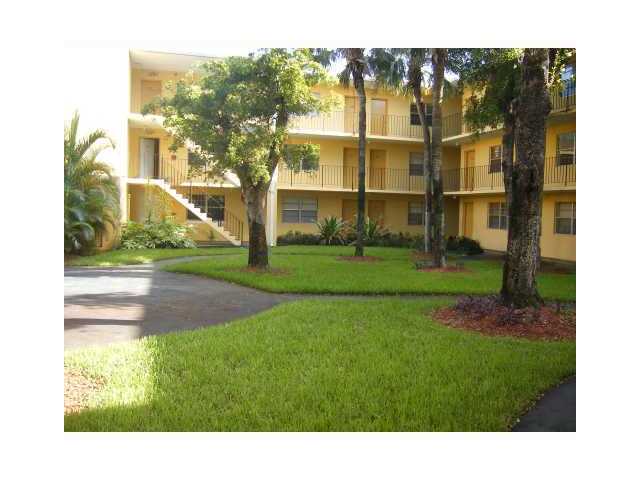 1330 W 54 ST # 311C, Hialeah, Florida 33012 