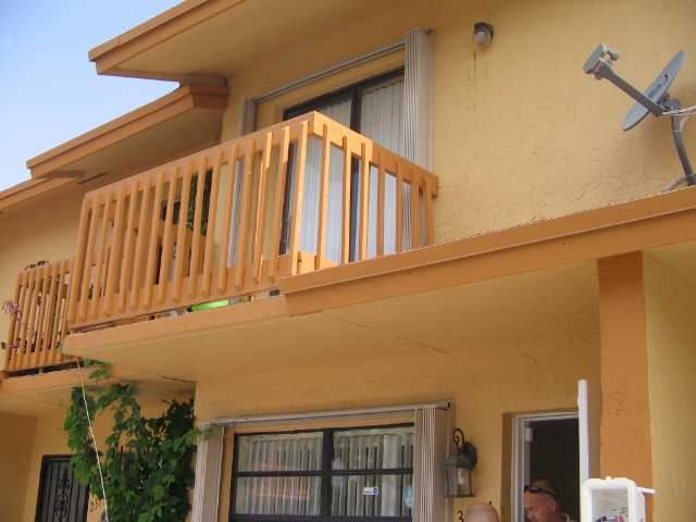 2377 W 66 PL # 204, Hialeah, Florida 33016 