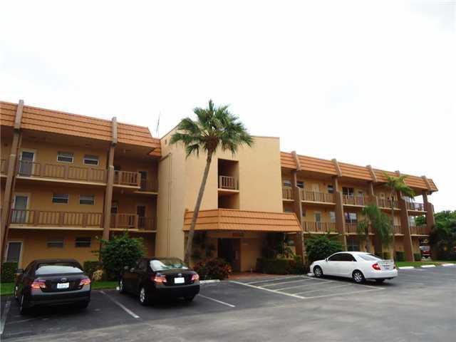 6650 ROYAL PARK BLVD # C305, Margate, Florida 33063 