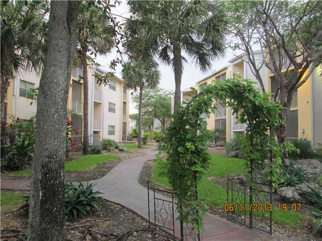 15295 SW 106 LN # 722, Miami, Florida 33196 