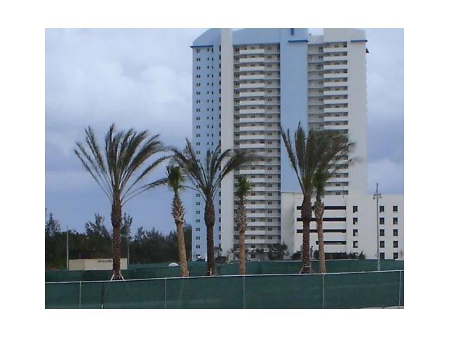 14951 ROYAL OAKS LN # 2104, Miami, Florida 33181 