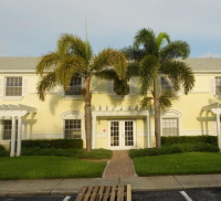 104 Pompano Dr Se Unit C, St Petersburg, FL 33705 