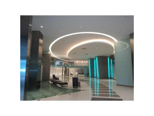 92 SW  3 ST # 1605, Miami, Florida 33130 