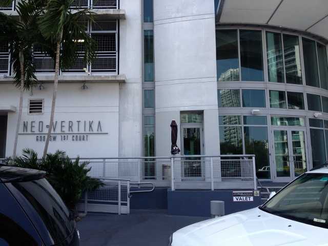 690 SW 1 CT # 2532, Miami, Florida 33130 