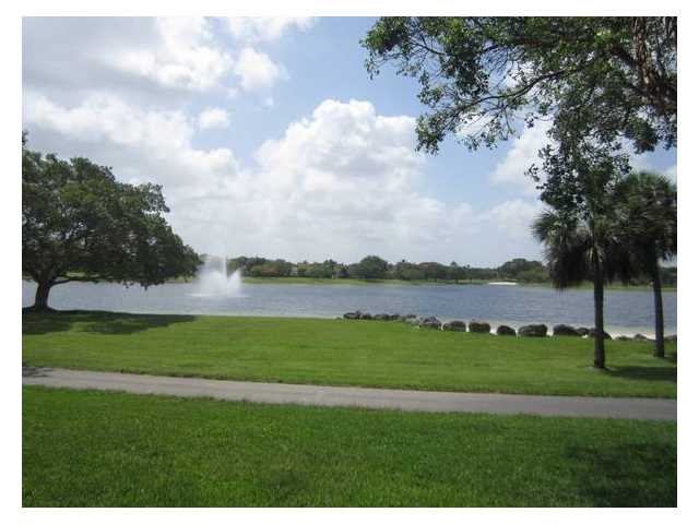 9719 HAMMOCKS BL # J206, Miami, Florida 33196 
