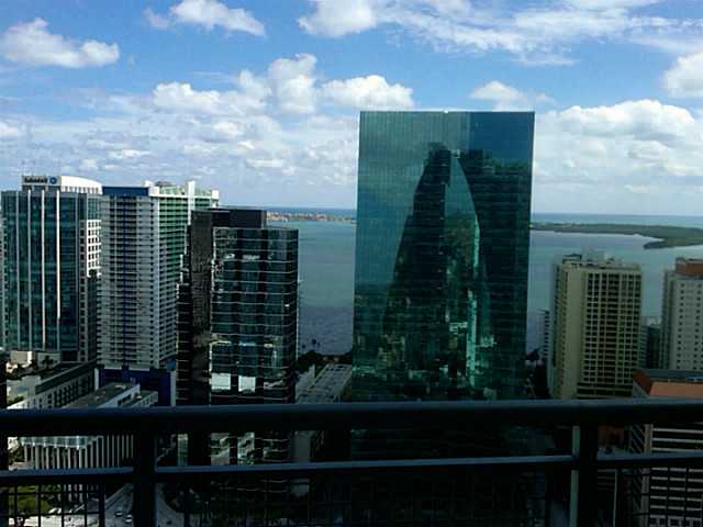 60 SW 13 ST # 3418, Miami, Florida 33131 