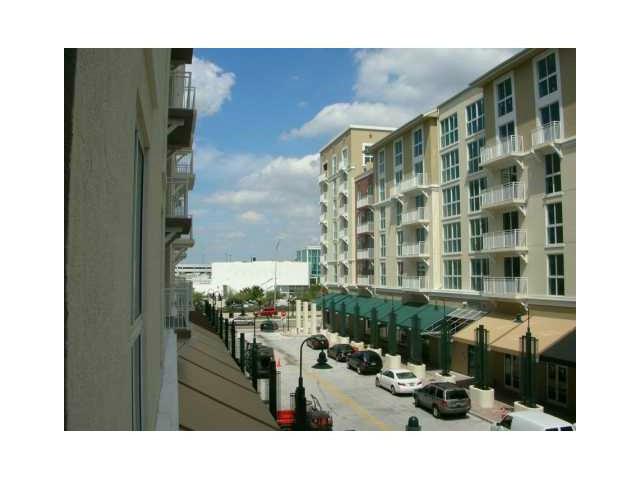 7266 SW 88 ST # A606, Miami, Florida 33156 