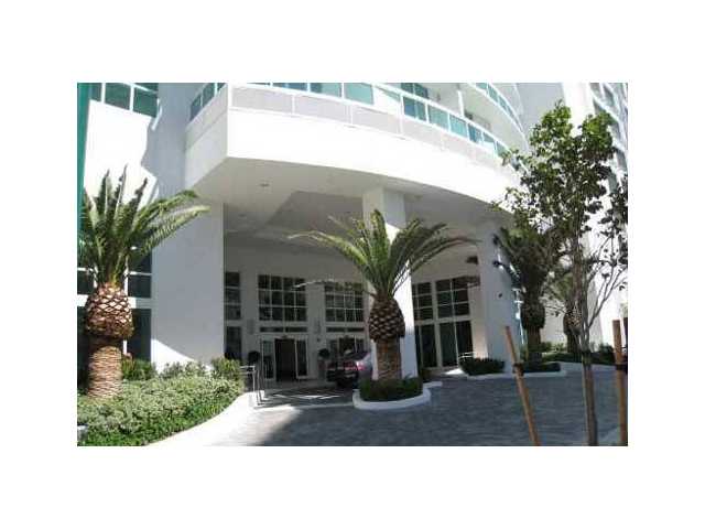 950 BRICKELL BAY DR # 4007, Miami, Florida 33131 