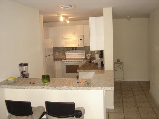185 14 TE # 2503, Miami, Florida 33131 