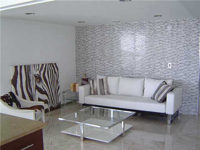 495 BRICKELL AV # 5302, Miami, Florida 33131 