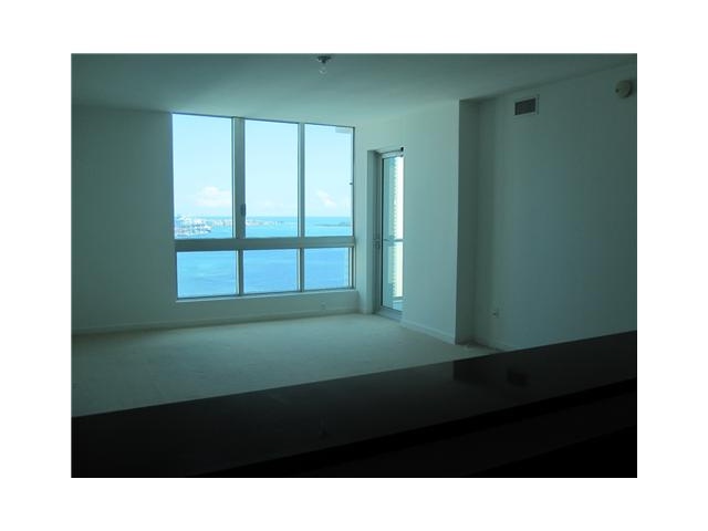 300 S BISCAYNE BLVD # T-3004, Miami, Florida 33131 