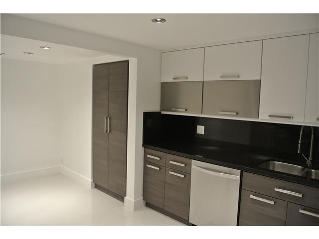 2500 PARKVIEW DR # 410, Hallandale, Florida 33009 