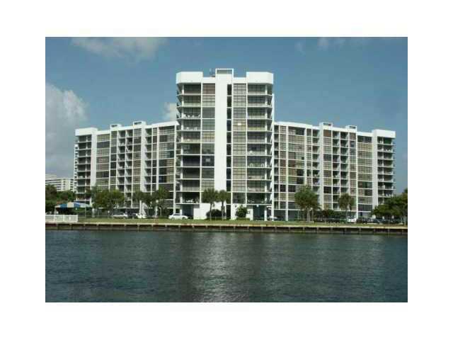 1000 PARKVIEW DR # 803, Hallandale, Florida 33009 