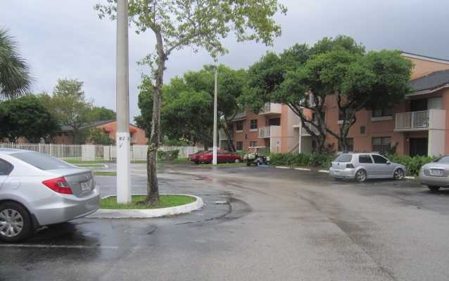 7100 NW 179 ST # 202, Hialeah, Florida 33015 