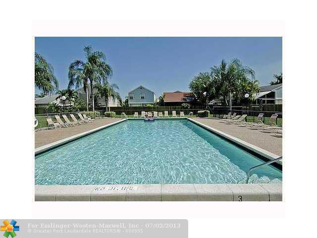 15702 E WATERSIDE CR # 102, Sunrise, Florida 33326 