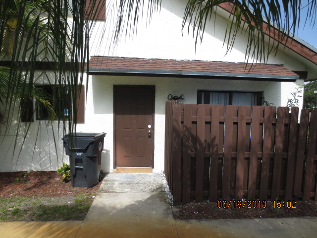 7873 Tam O Shanter Blvd, N Lauderdale, FL 33068 