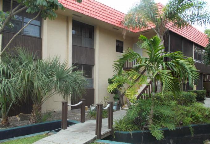 830 Ne 199 St #a-108, North Miami Beach, FL 33179 