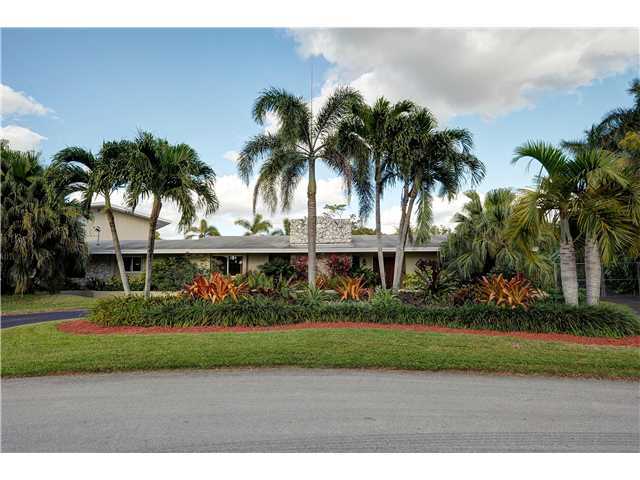 6925 SW 107 ST, Pinecrest, Florida 33156 