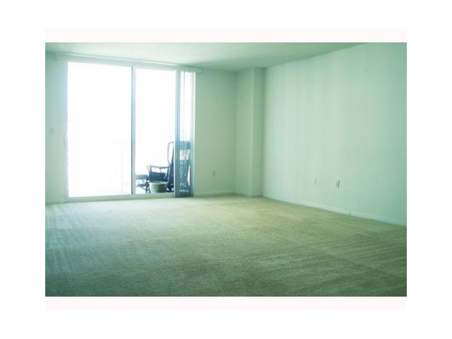1200 BRICKELL BAY DR # 3704, Miami, Florida 33131 