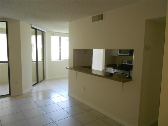 8255 SW 152 AV # E-311, Miami, Florida 33193 