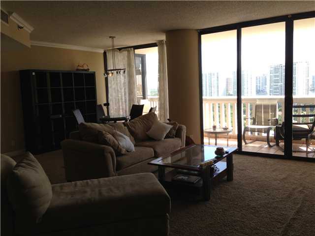 1000 ISLAND BL # 2207, Aventura, Florida 33160 