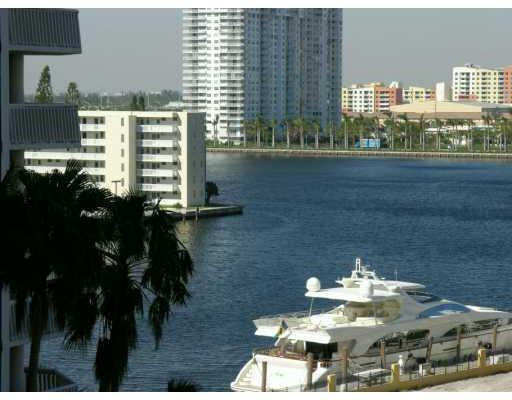 1000 ISLAND BLVD # 908, Aventura, Florida 33160 