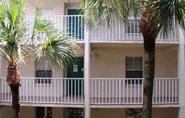 7294 Cloister Dr Apt21, Sarasota, FL 34231 