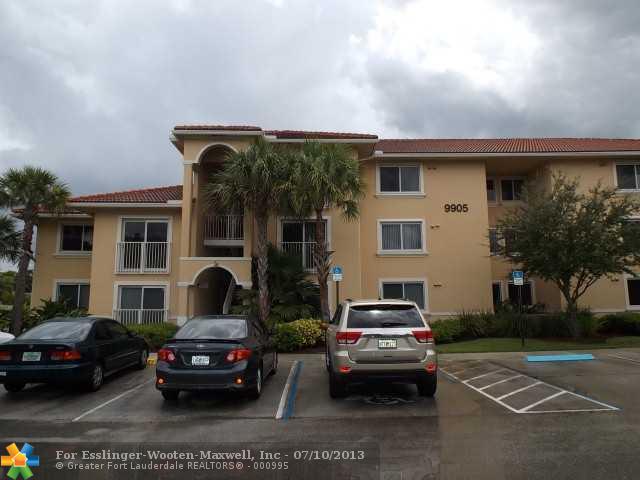 9905 Westwood Dr # 21-3, Tamarac, Florida 33321 