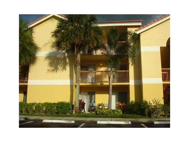 7630 WESTWOOD DR # 328-3, Tamarac, Florida 33321 